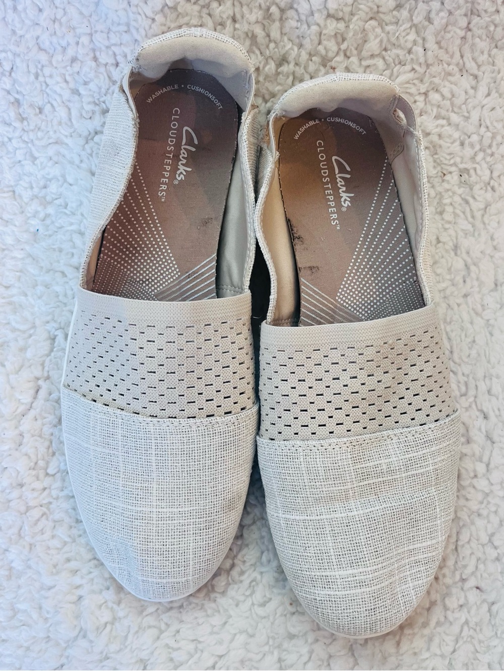 Clarks Cloudsteppers Breeze Vibe Women 9 Slip On Sneakers Loafers Natural Flats